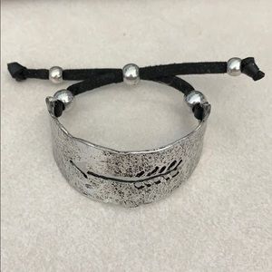 Silver arrow cuff bracelet